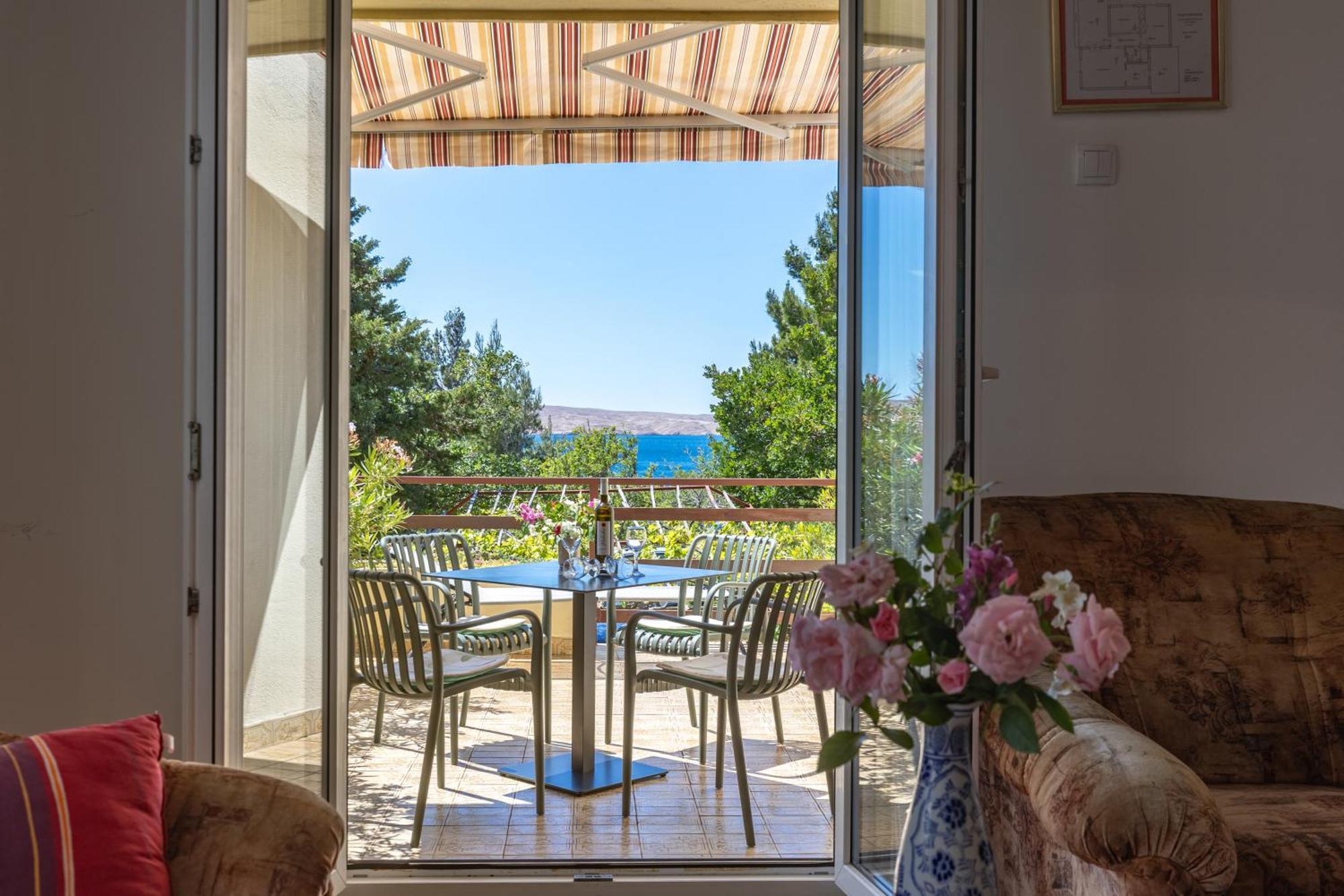 Beachfront House Nada - Happy Rentals Karlobag Exterior foto